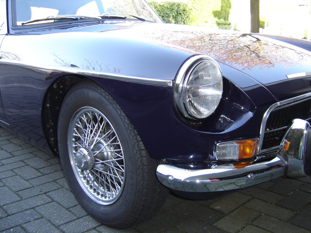 mgb gt blauw verhuur